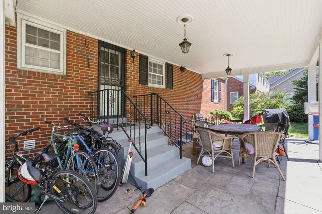 7322 EDMONSTON RD, College Park, MD 20740