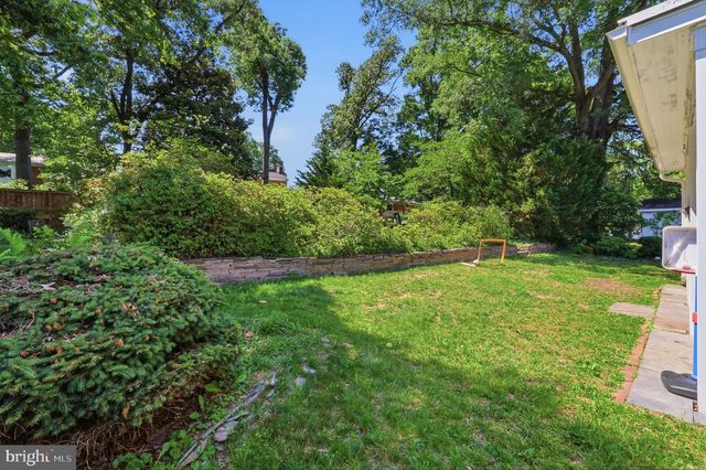 7322 EDMONSTON RD, College Park, MD 20740