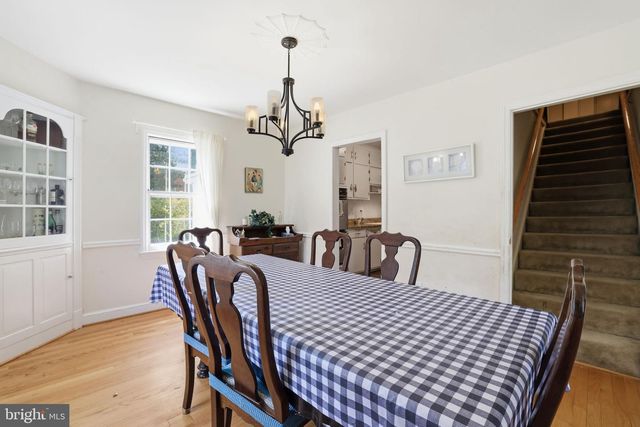 7322 EDMONSTON RD, College Park, MD 20740