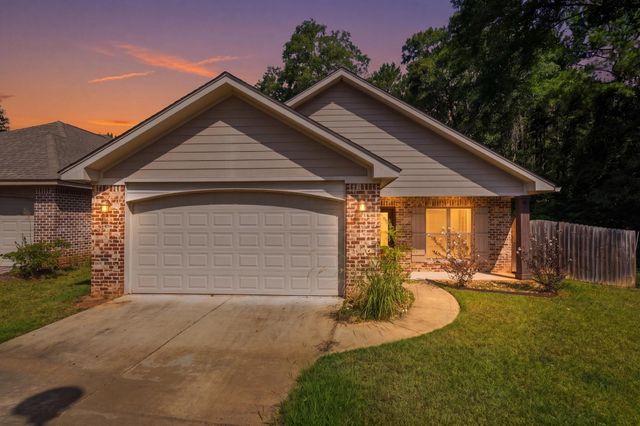 13 Sienna Ln., Sumrall, MS 39482
