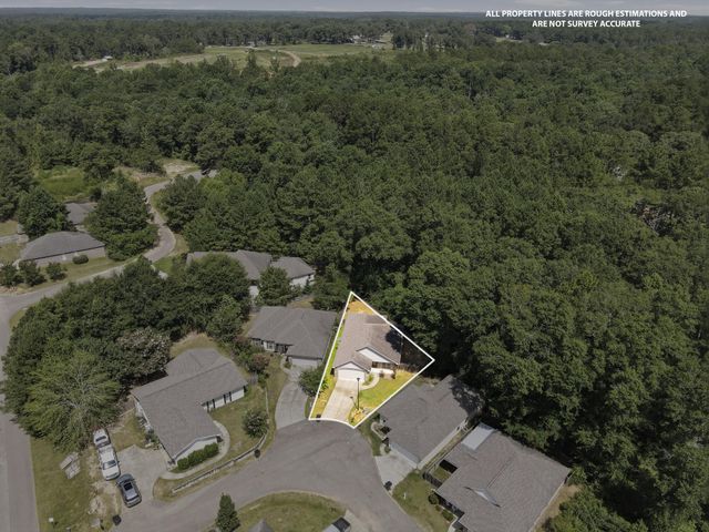 13 Sienna Ln., Sumrall, MS 39482
