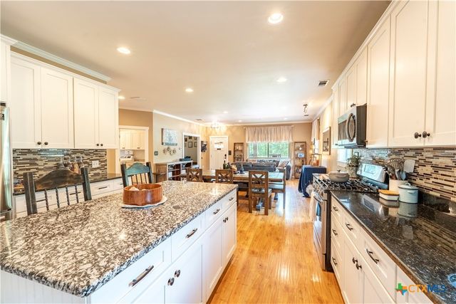 348 Barker Lane, Waco, TX 76705