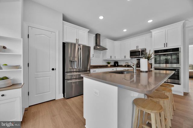 15260 BALLERINA LOOP, Woodbridge, VA 22193