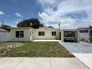 2016 Kenwood Road, West Palm Beach, FL 33409