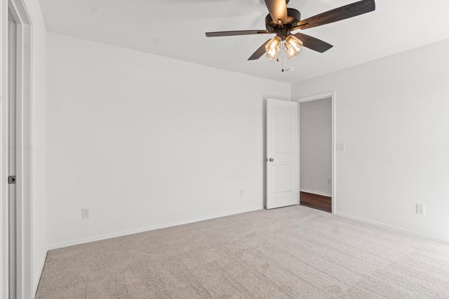 7017 Potomac Trail, Bauxite, AR 72011