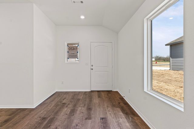 7017 Potomac Trail, Bauxite, AR 72011