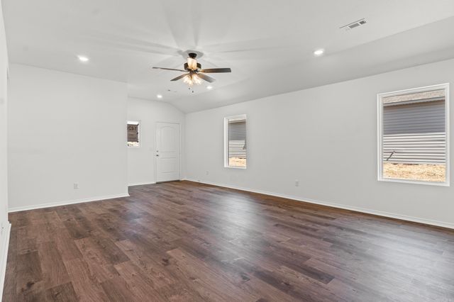 7017 Potomac Trail, Bauxite, AR 72011