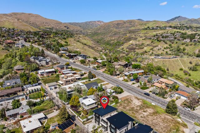 664 N EAST CAPITOL ST, Salt Lake City, UT 84103