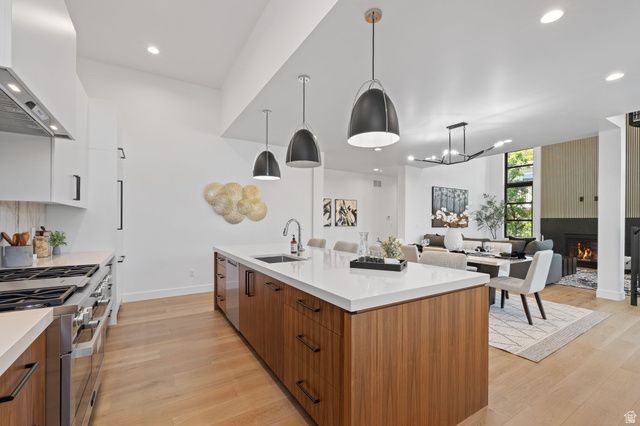 664 N EAST CAPITOL ST, Salt Lake City, UT 84103