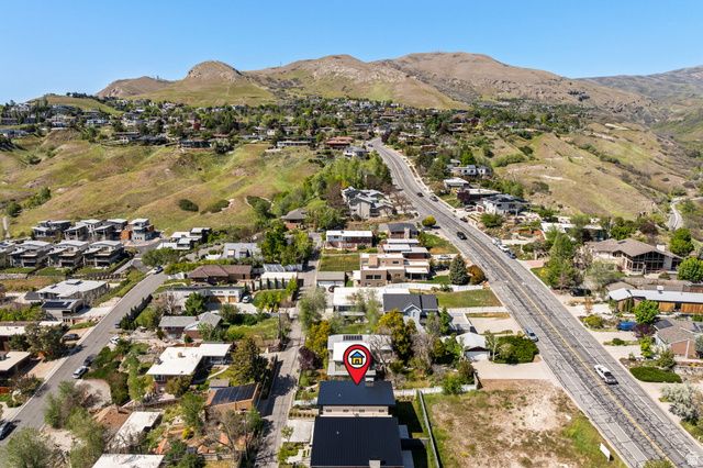 664 N EAST CAPITOL ST, Salt Lake City, UT 84103