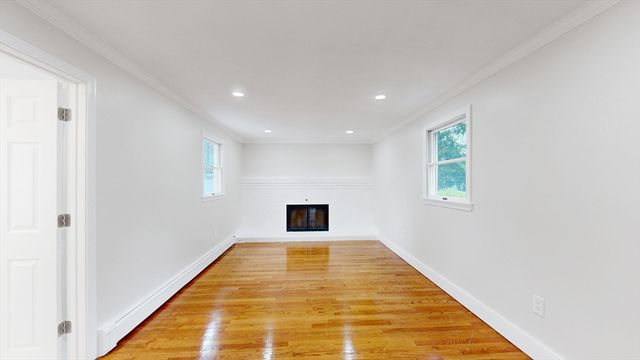 22 Baldwin St, Winchester, MA 01890