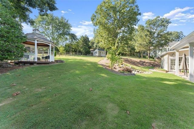 1255 Wincrest Court NW, Kennesaw, GA 30152