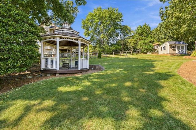 1255 Wincrest Court NW, Kennesaw, GA 30152