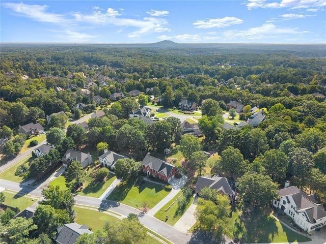 1255 Wincrest Court NW, Kennesaw, GA 30152