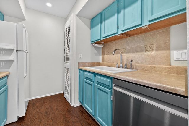 2597 COUNTRYSIDE BOULEVARD 209, Clearwater, FL 33761