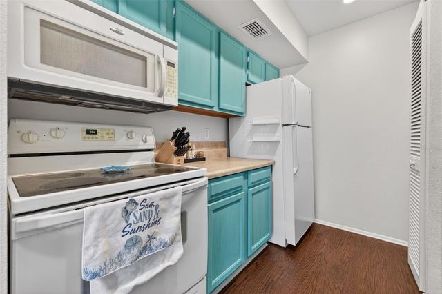 2597 COUNTRYSIDE BOULEVARD 209, Clearwater, FL 33761