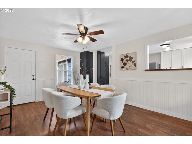 210 Se 218TH Ave, Gresham, OR 97030