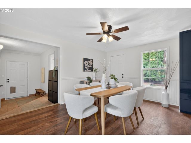 210 Se 218TH Ave, Gresham, OR 97030