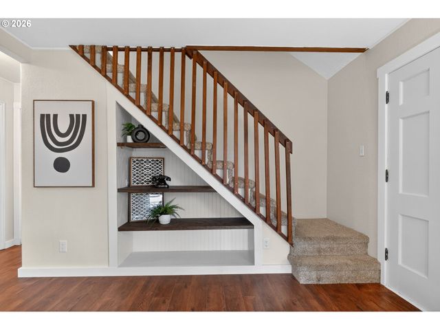 210 Se 218TH Ave, Gresham, OR 97030