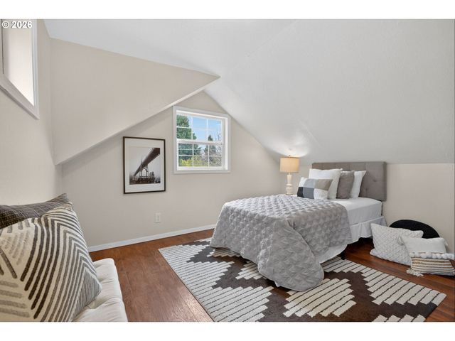 210 Se 218TH Ave, Gresham, OR 97030