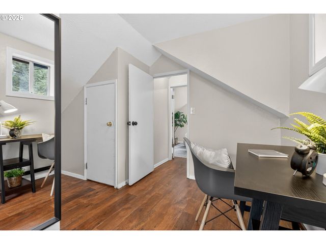 210 Se 218TH Ave, Gresham, OR 97030