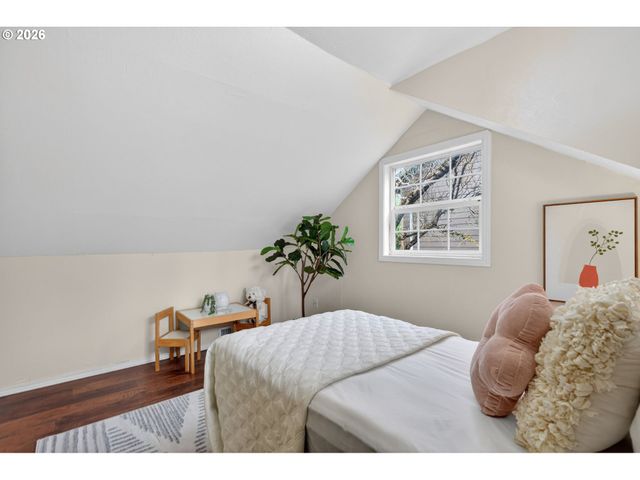 210 Se 218TH Ave, Gresham, OR 97030