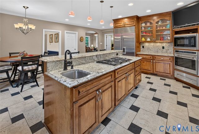 604 Cross Ridge Ln, Manakin Sabot, VA 23103