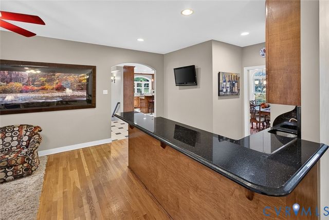 604 Cross Ridge Ln, Manakin Sabot, VA 23103