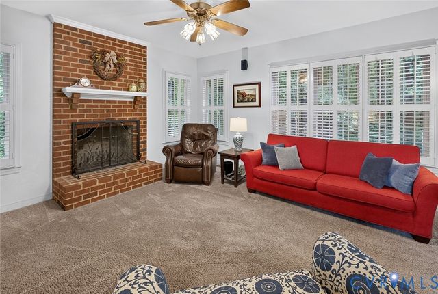 604 Cross Ridge Ln, Manakin Sabot, VA 23103