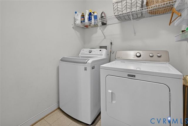 604 Cross Ridge Ln, Manakin Sabot, VA 23103