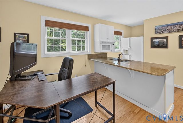 604 Cross Ridge Ln, Manakin Sabot, VA 23103
