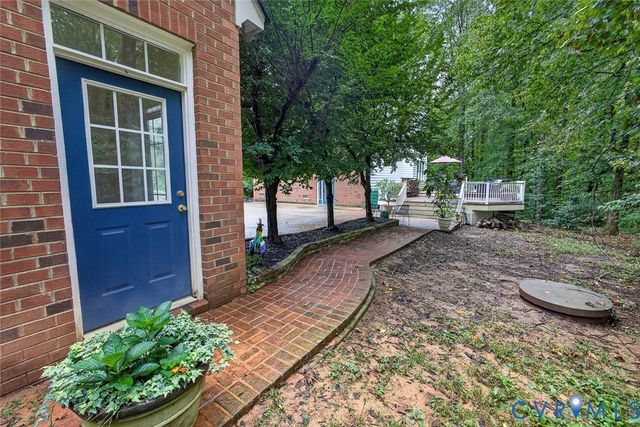 604 Cross Ridge Ln, Manakin Sabot, VA 23103