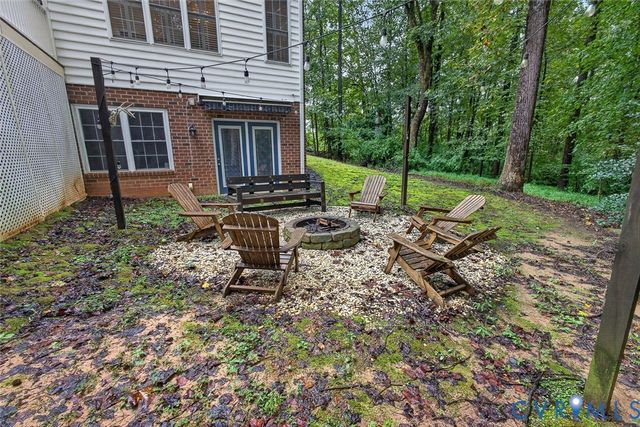 604 Cross Ridge Ln, Manakin Sabot, VA 23103