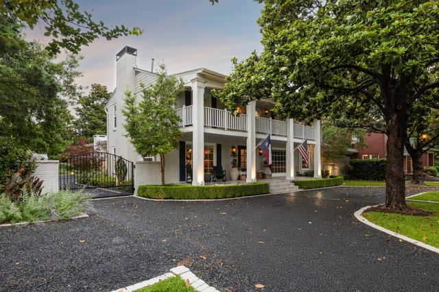 6671 Gaston Avenue, Dallas, TX 75214