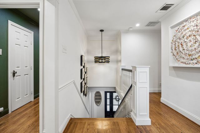 6671 Gaston Avenue, Dallas, TX 75214