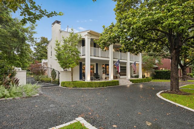 6671 Gaston Avenue, Dallas, TX 75214