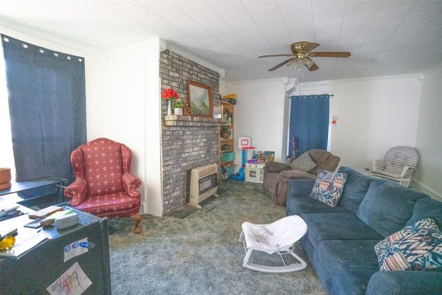 631 W Austin, Paris, TX 75460