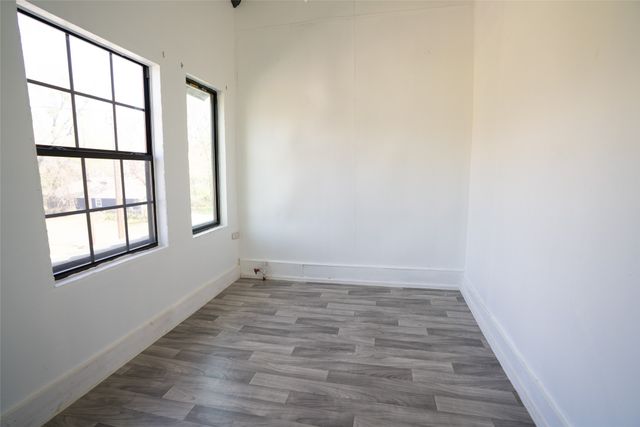 631 W Austin, Paris, TX 75460