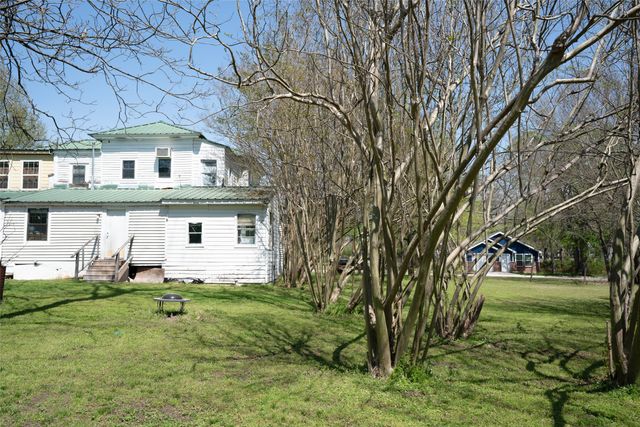 631 W Austin, Paris, TX 75460