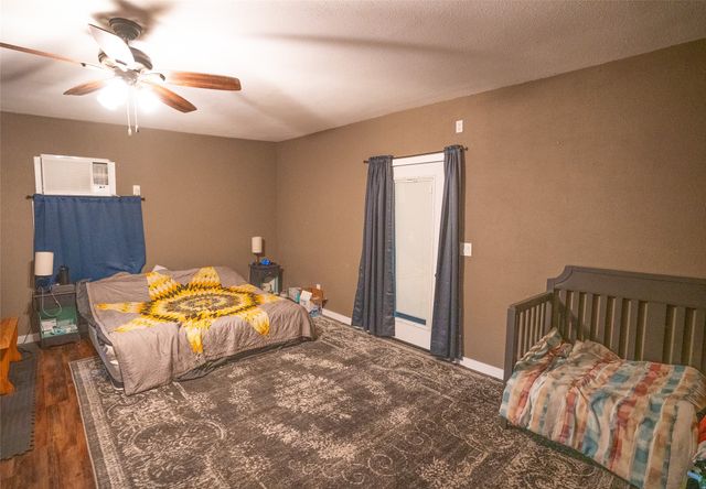 631 W Austin, Paris, TX 75460