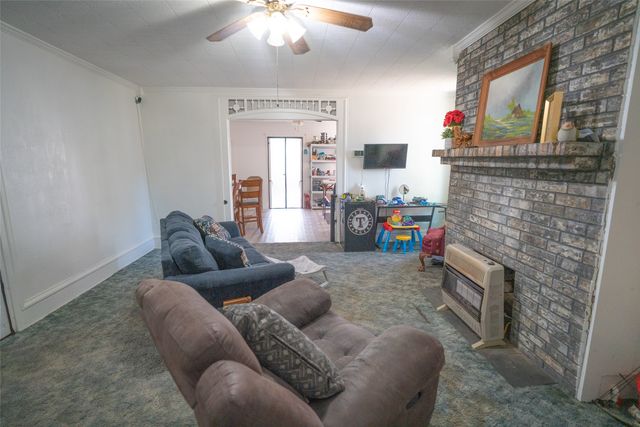 631 W Austin, Paris, TX 75460