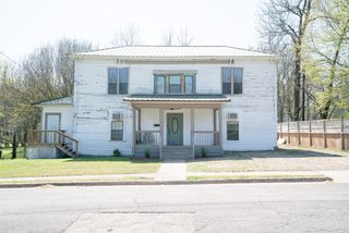 631 W Austin, Paris, TX 75460