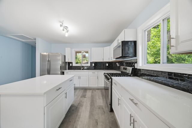 772 Hovey Street, Gary, IN 46406