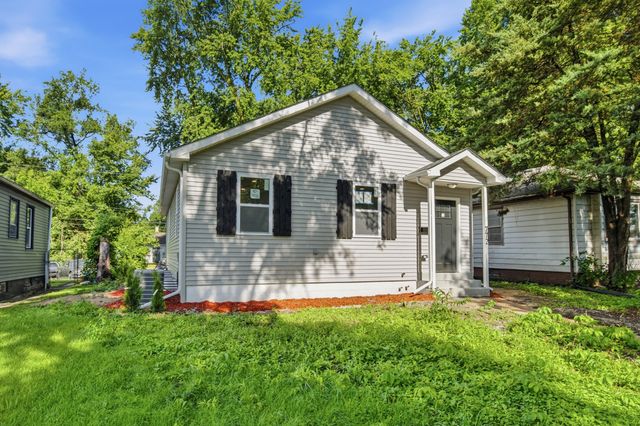 772 Hovey Street, Gary, IN 46406