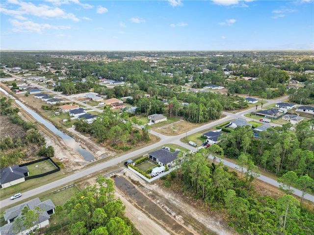 2717 20th ST W, Lehigh Acres, FL 33971