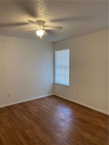 11901 Swearingen DR 96, Austin, TX 78758