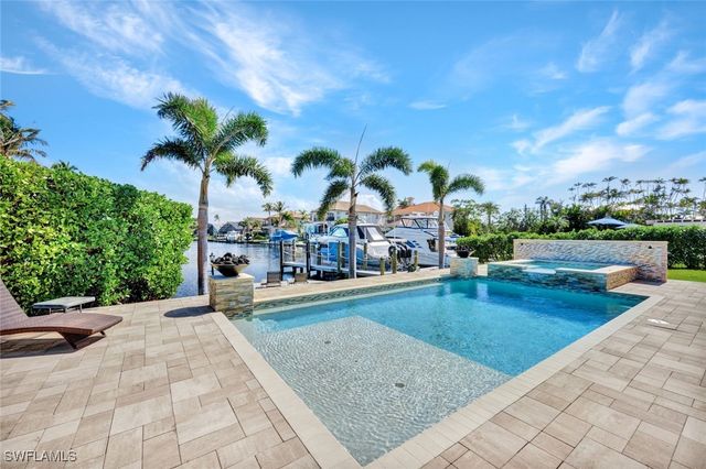 6448 Griffin BLVD, Fort Myers, FL 33908