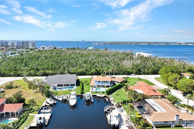 6448 Griffin BLVD, Fort Myers, FL 33908