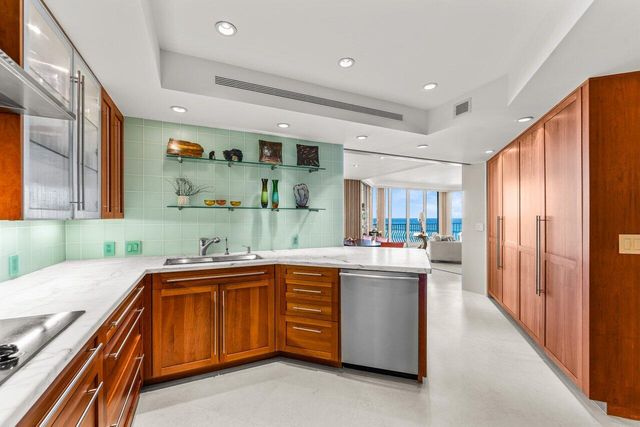 2000 S Ocean Boulevard 201n, Palm Beach, FL 33480