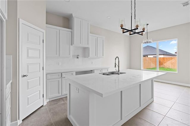2100 Blue Sky Drive, Weslaco, TX 78599